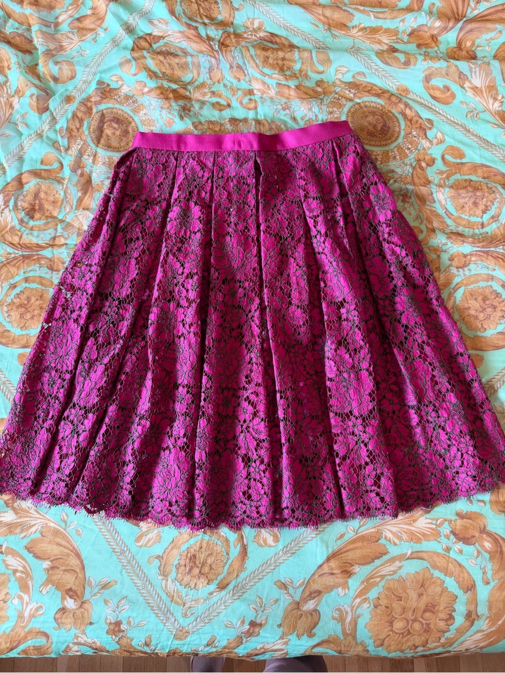 MiCHAEL KORS Skirt size 6 , NEW OUT OF TAGS